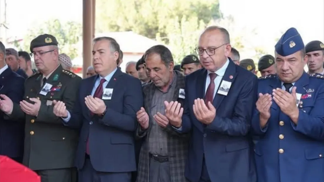 Kahraman Kore Gazisi Osman Nuri Özer Askerî Törenle Son Yolculuğuna Uğurlandı