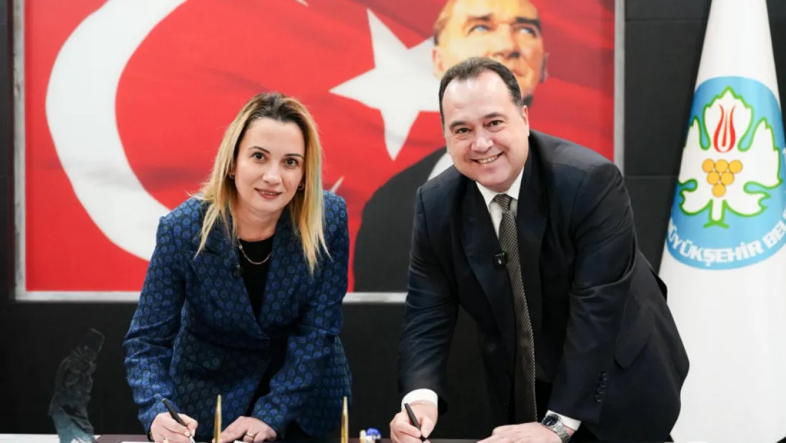 Manisa Büyükşehir’den Emeklilere İlaç Katkı Payı Desteği