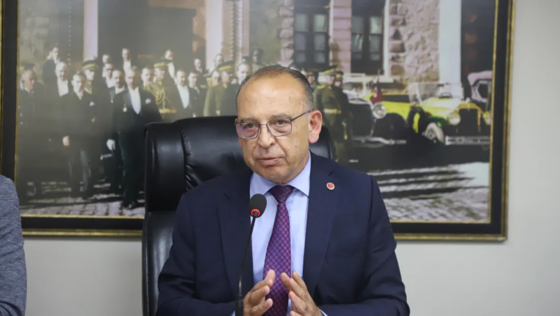 Turgutlu Belediye Meclisinde CHP’li Meclis Üyelerinden Ortak Bildiri
