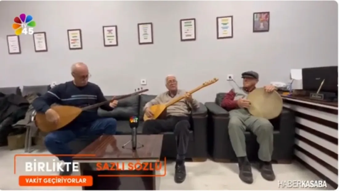 Turgutlu’da Emekli Saz Ekibinden Örnek Davranış