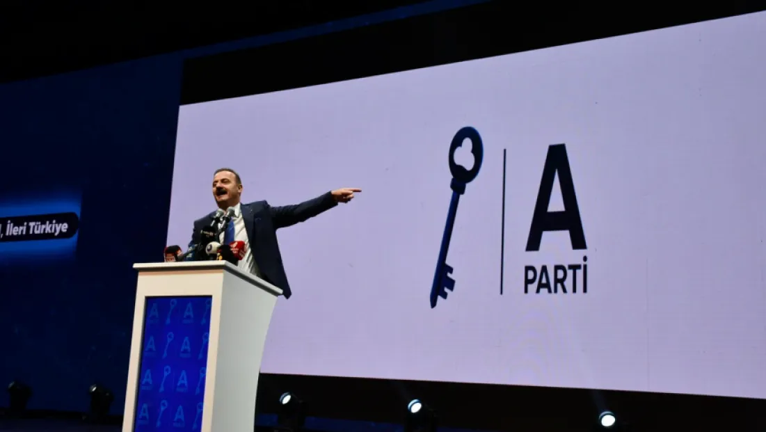 Yavuz Ağıralioğlu, 'Türkiye’nin Geleceği İçin Umut Olacağız'