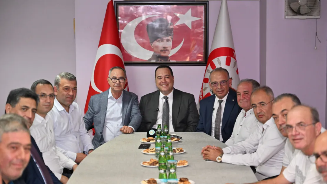 Başkan Dutlulu, Turgutlu'da Esnaf Temsilcilerini Ziyaret Etti