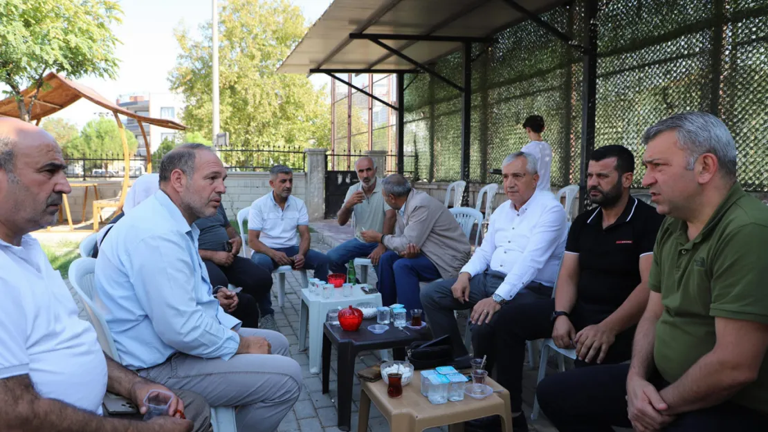 Başkan Yardımcısı Hüseyin Maliz, Şeyhmuz Dinici'nin Taziyesine Katıldı