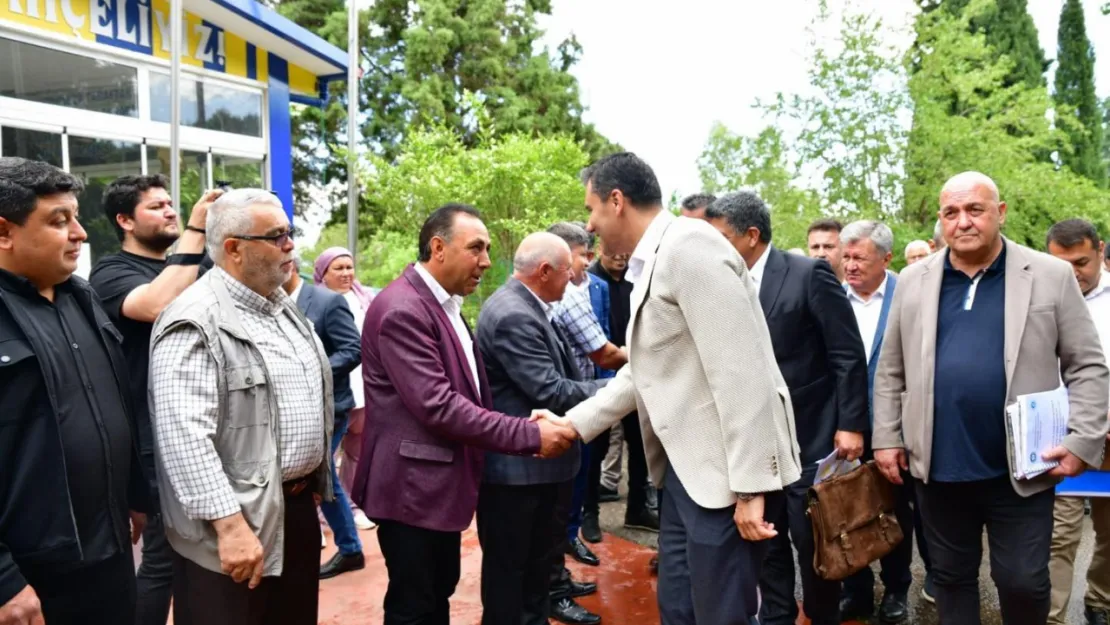 Başkan Zeyrek Alaşehir'de Muhtarlarla Buluştu