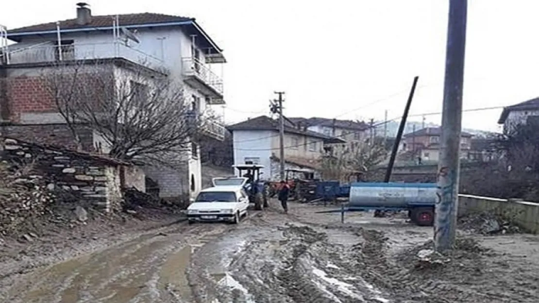 Hizmetlerden memnunuz Köyümüze giriş var çıkış yok