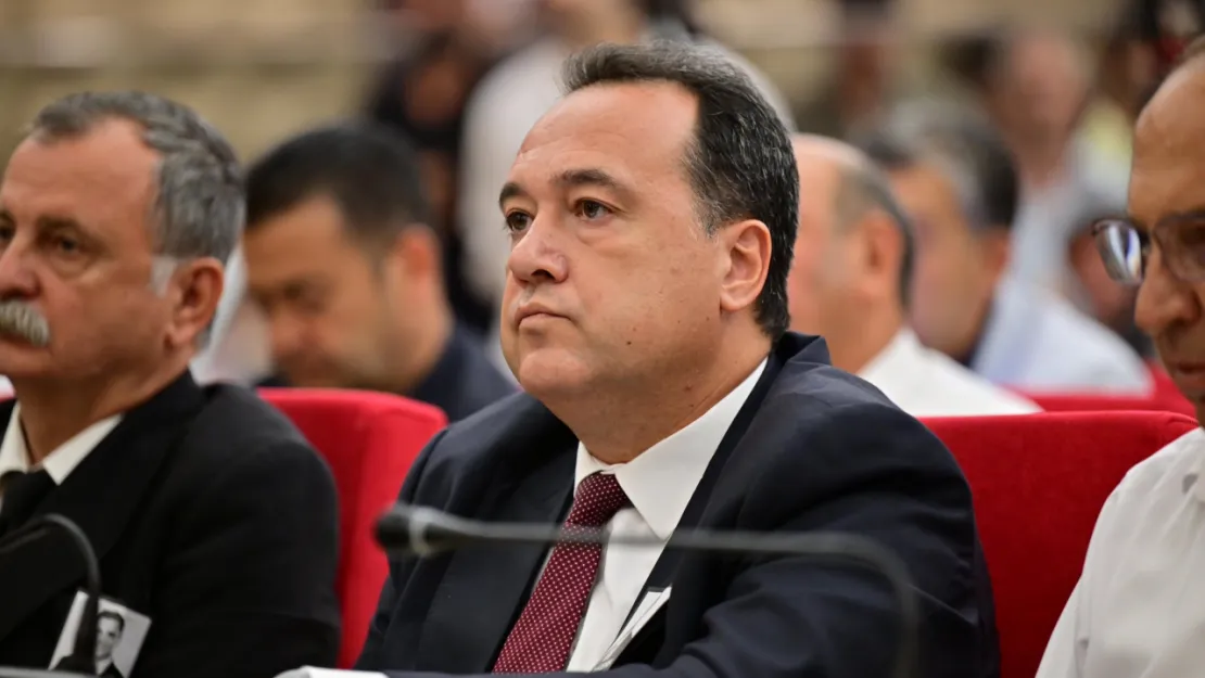 Besim Dutlulu Manisa Büyükşehir Belediye Başkanı Oldu