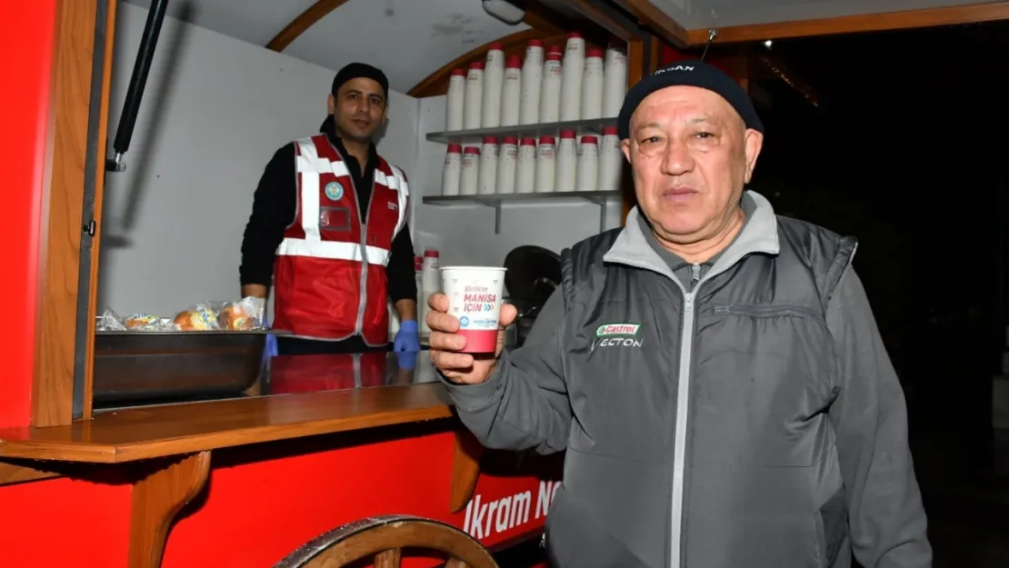 Büyükşehir Belediyesi 'Günaydın Çorbası' ikramı