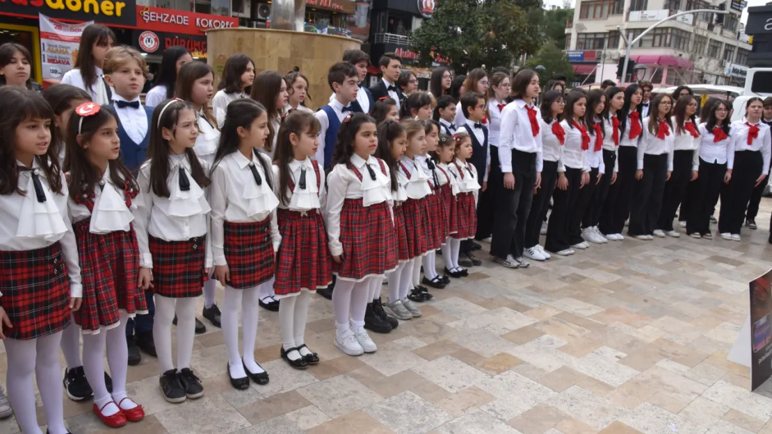 Büyükşehir Belediyesi'nden İstiklal Marşı'nın Kabulüne Özel Dinleti