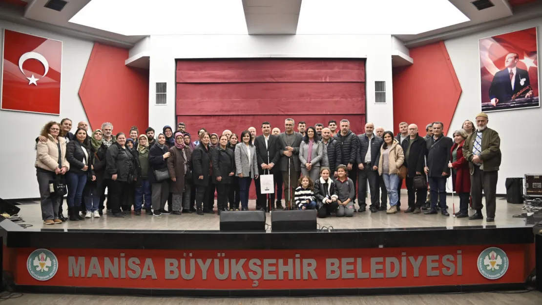 Büyükşehir'den Engelleri Aşan Betimlemeli Belgesel Gösterimi