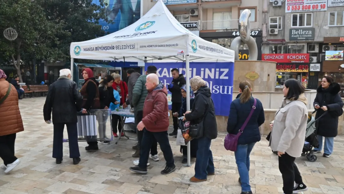 Büyükşehir'den Vatandaşlara Kandil Helvası