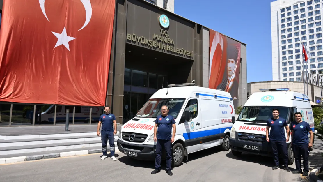 Büyükşehir'den Yurttaşlara Hasta Nakil Ambulansı Hizmeti