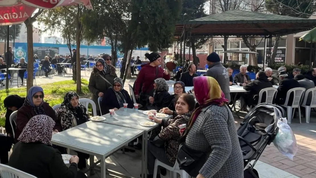 Büyükşehir, Gazi Gençer'i Andı