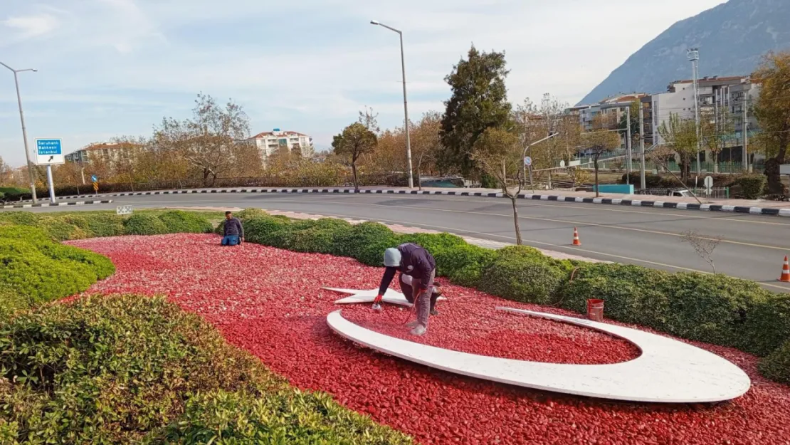 Büyükşehir, Peyzaj Çalışmalarıyla Şehir Güzelliğini Artırıyor