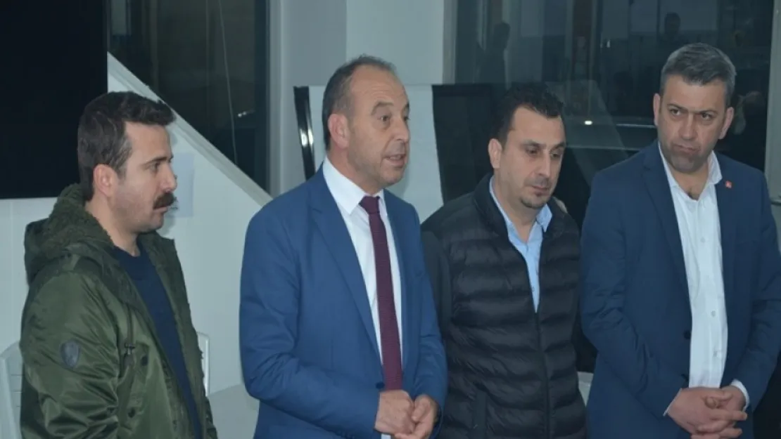 Çetin Akın'a kimse havlu attıramaz