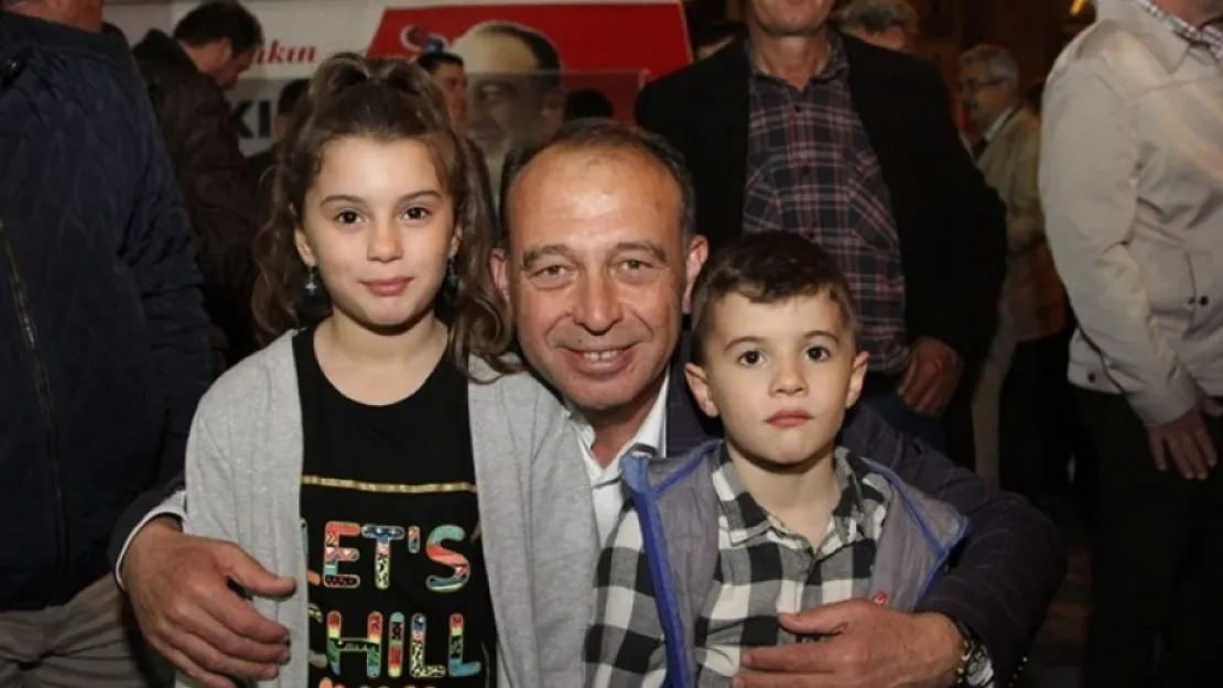 Çetin Akın: 'Tam 27 şerefli yıl geçirdim'