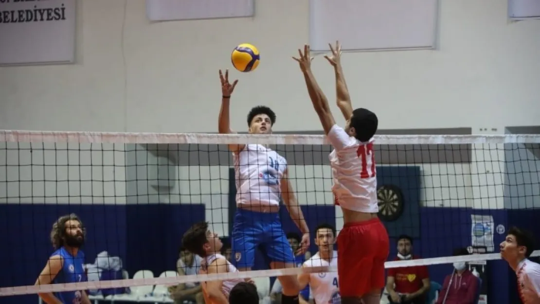 Erkek Voleybol Takımından Altıncı Galibiyet