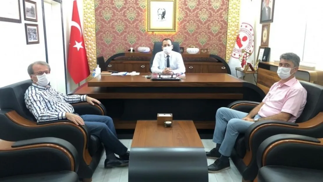 İl Sağlık Müdürü YEMENİCİ Kaymakam YILMAZ'ı Makamında Ziyaret Etti