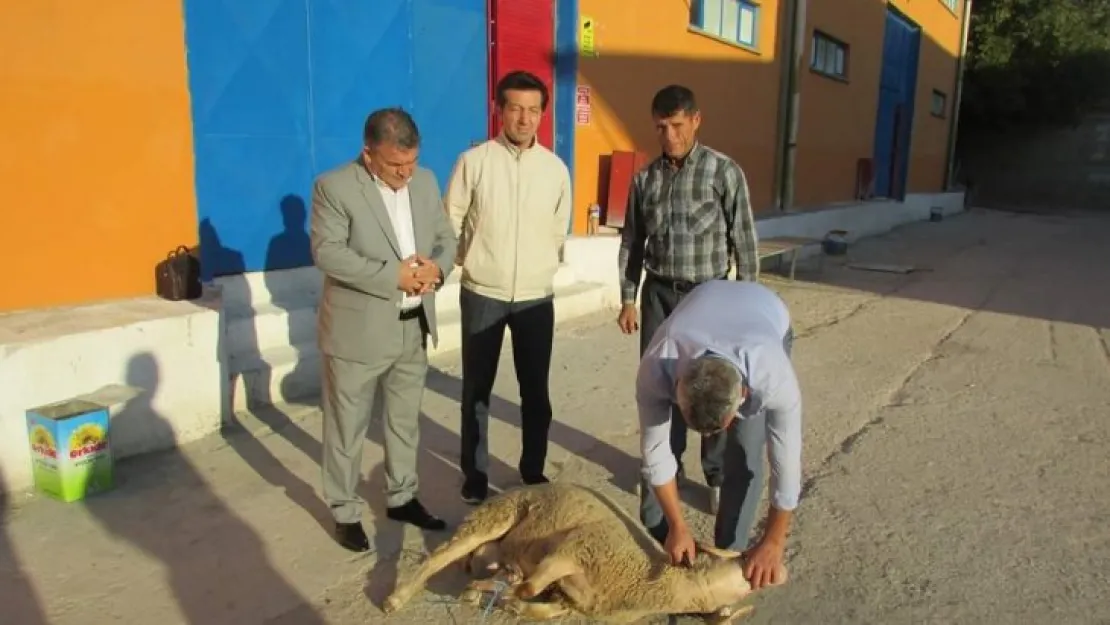 İş Adamı Hasan Karadaş Selendi'ye Üçüncü Fabrikayı Getirme Hazırlığında!