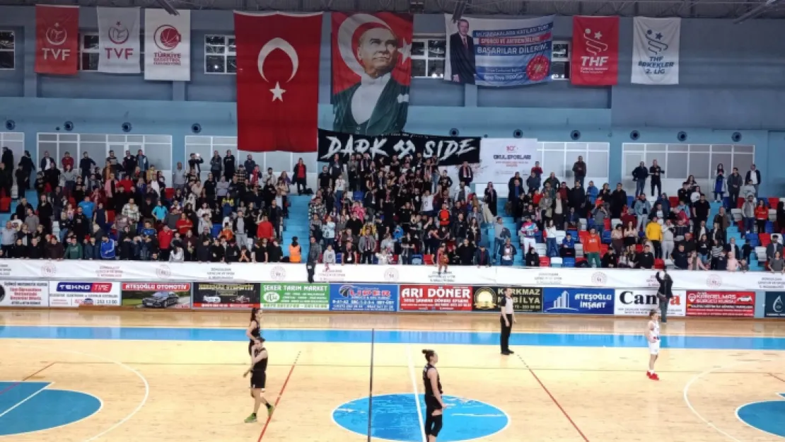 Kadın Basketbol Takımı, Rakibini Salladı Ama Yıkamadı