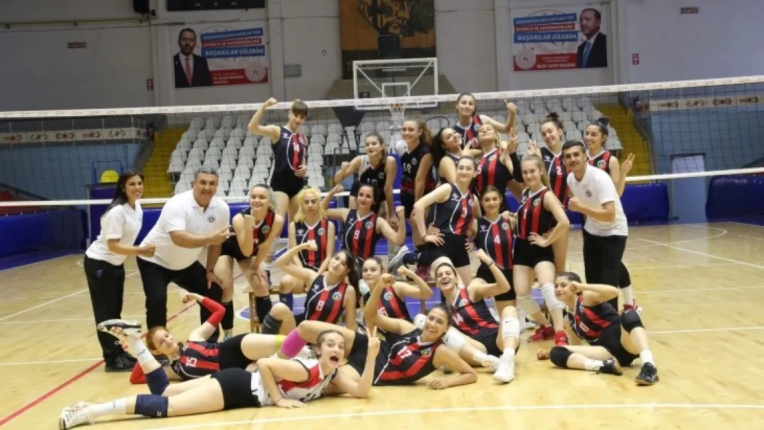 Kadın Voleybol Takımı İlk Kez Bölgesel Ligde Mücadele Edecek