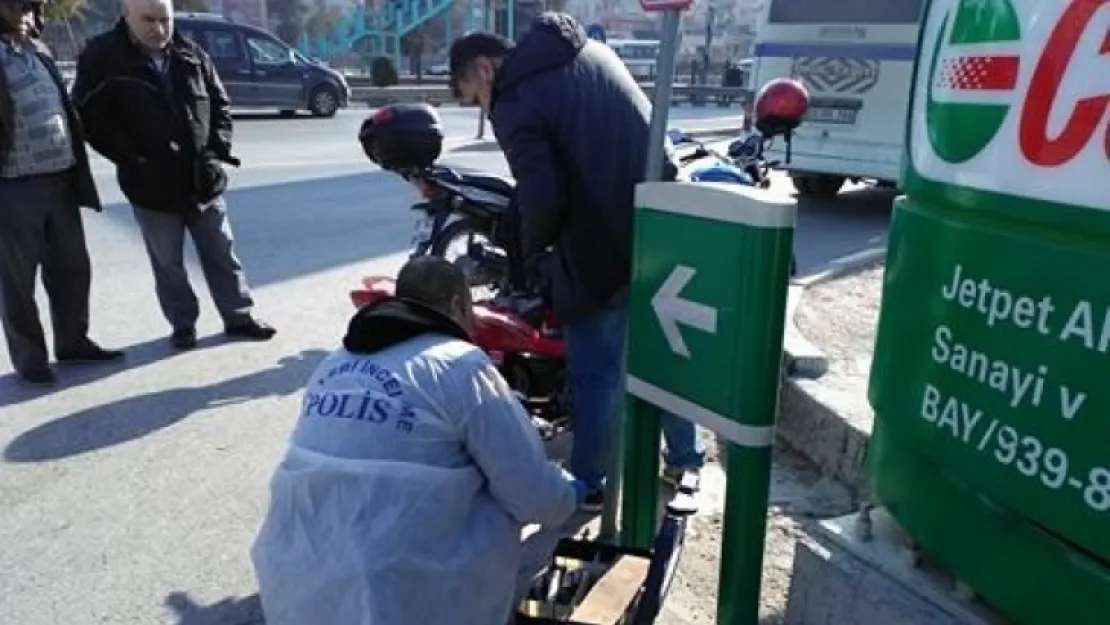 ÇALINAN MOTOSİKLET BENZİNLİKTE ÖNÜNE ÇIKTI