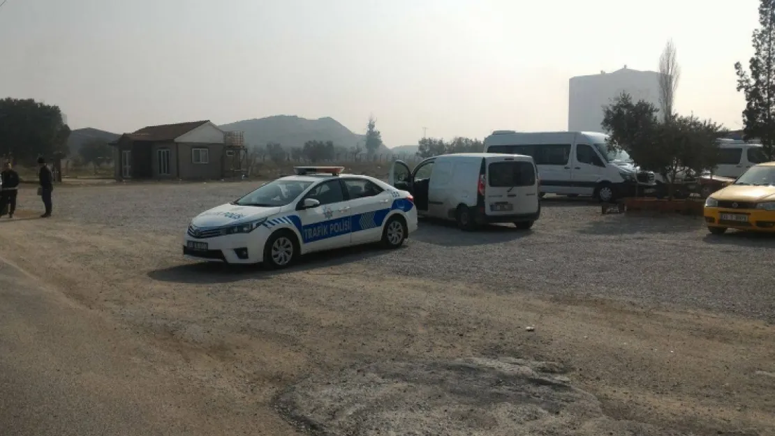 TURGUTLU'DA YOL KONROLLERİ DEVAM EDİYOR