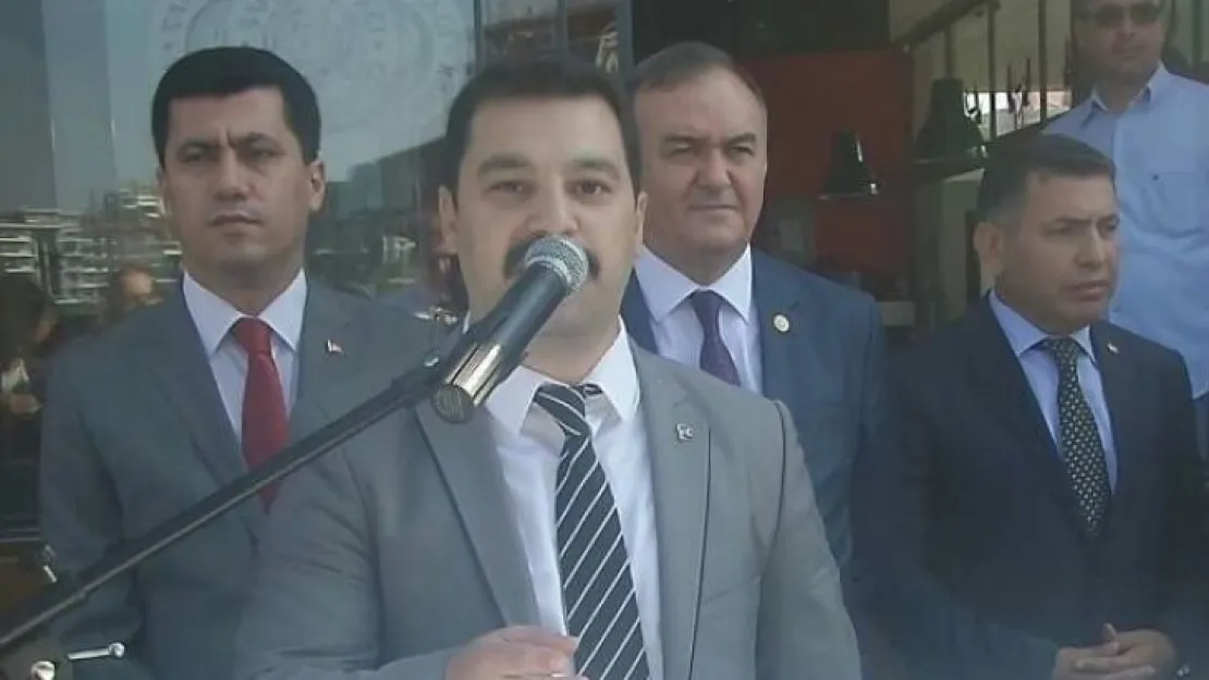 SANA YAKIŞANI YAP BAŞKAN!