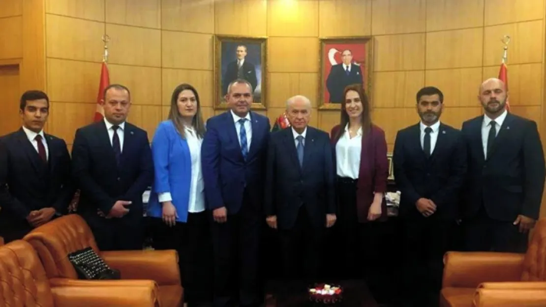 Turgutlu'nun 'Kuru Üzüm'ü' MHP Genel Merkezinde