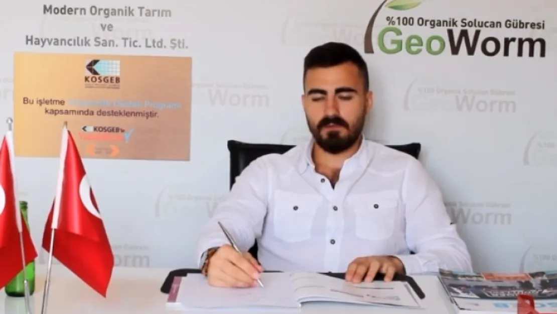GENÇ GİRİŞİMCİ 300 BİN SOLUCAN İLE İŞLETMESİNİ BÜYÜTTÜ