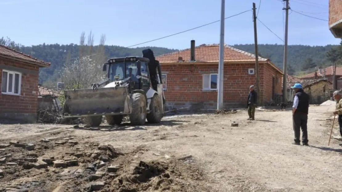 Yıllardır hizmet almayan mahalle değişmeye başladı