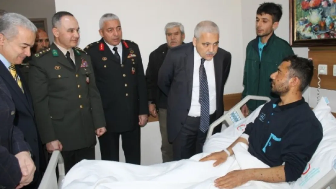 VALİ GÜVENÇER TURGUTLU'DA GAZİ'Yİ ZİYARET ETTİ