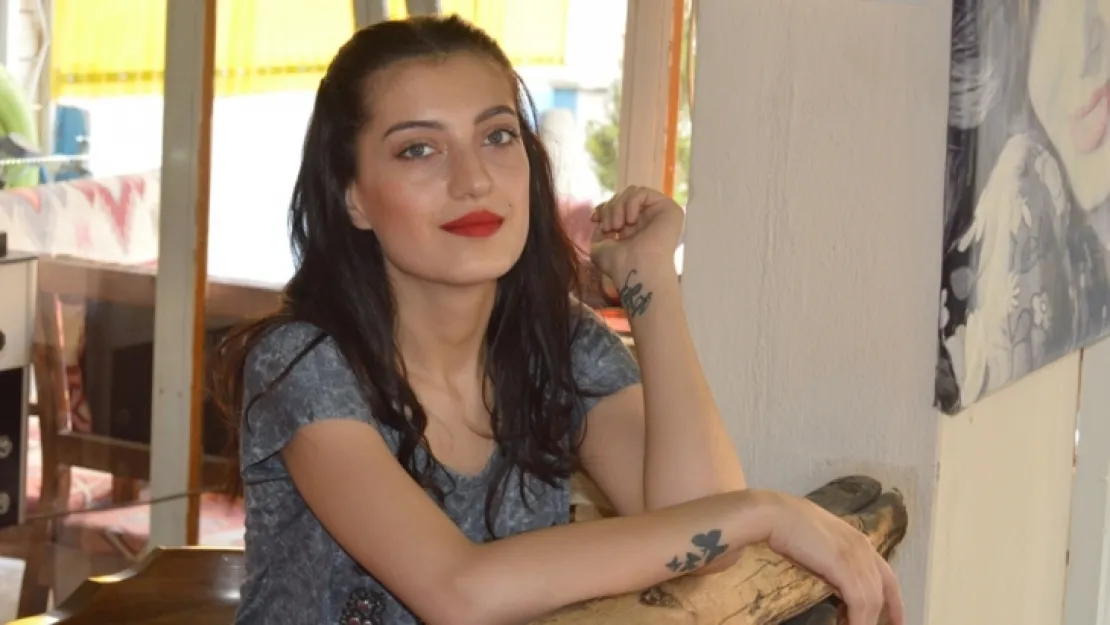 Genç Oyuncu Cemre  Cansaatçi Sinema filmleri'nin aranan yüzü oldu