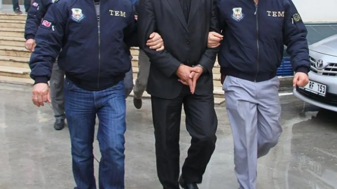 DEKAN YARDIMCISI GÖZALTINDA!