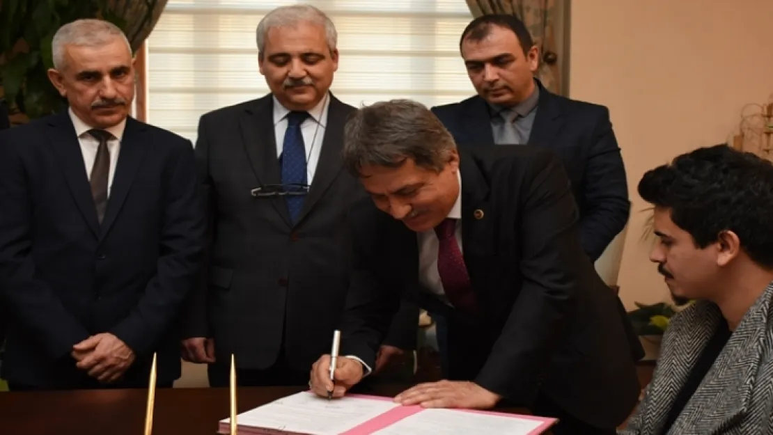 AHMETLİ İMAM HATİP ORTAOKULU UYGULAMA CAMİİ PROTOKOLÜ İMZALANDI