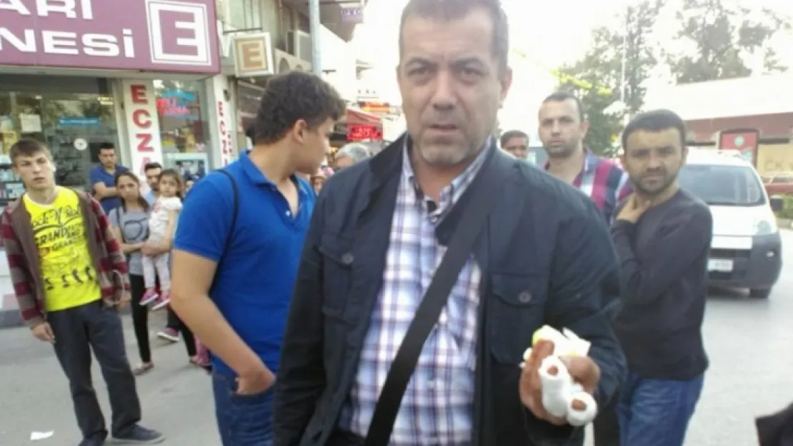 KADINLARIN KAVGASI KANLI BİTTİ! 4 YARALI