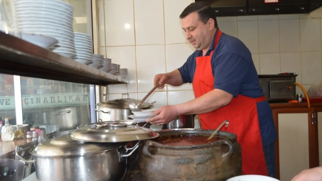 TURGUTLU ESKİ GARAJ KAVŞAĞI ESNAFI ENDİŞELİ!