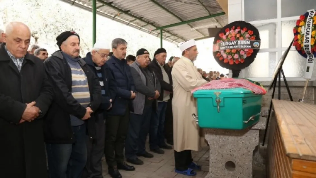 KASABA AYSUN'U SON YOLCULUĞUNA UĞURLADI