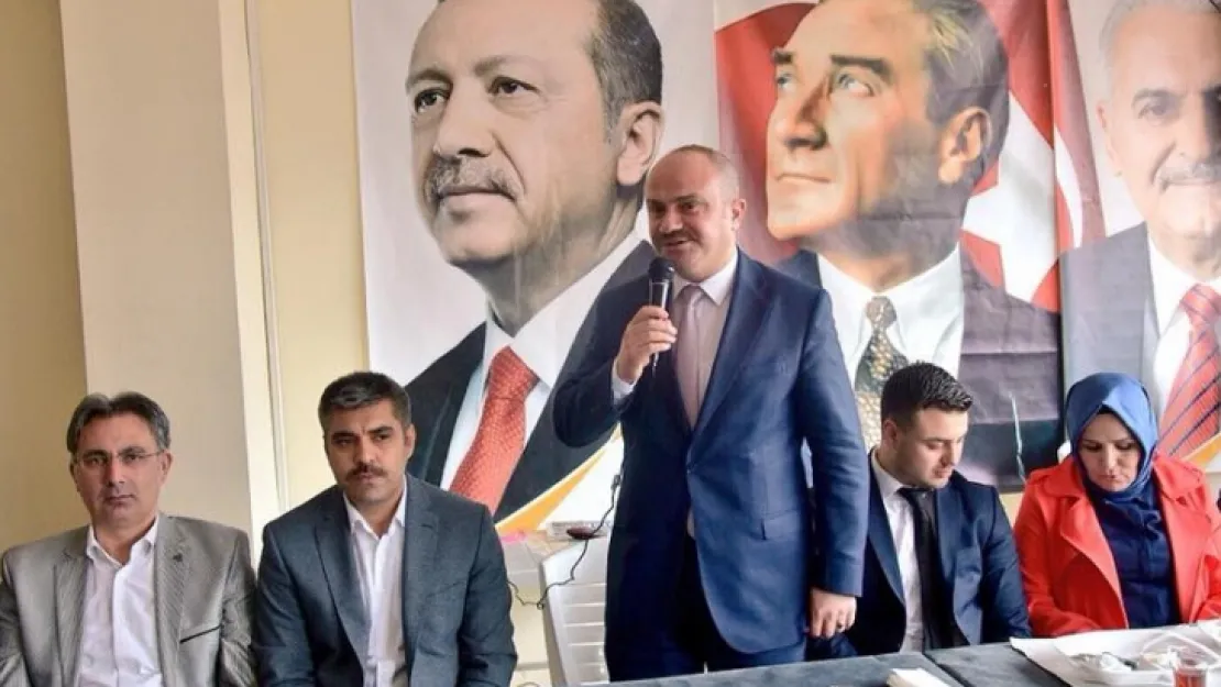 Başkan Mersinli Saruhanlı'da Kapı Kapı Gezdi