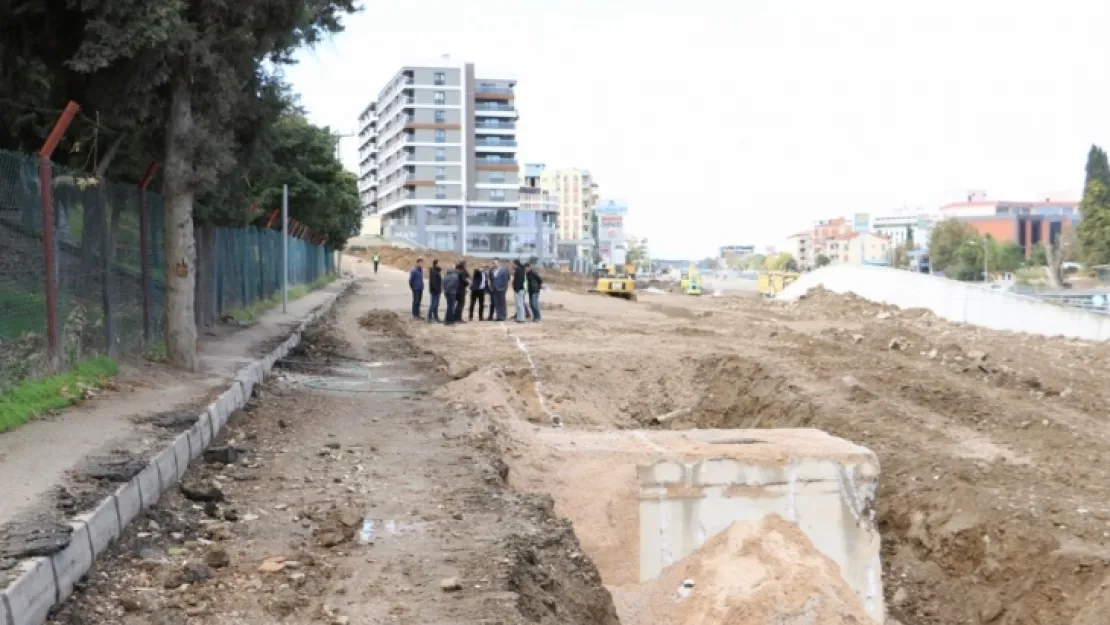 Turgutlu Köprülü Kavşak Çalışmaları Devam Ediyor