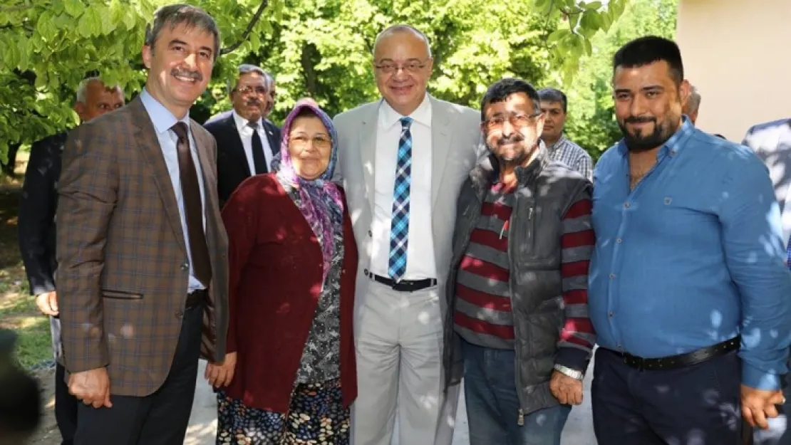 Başkan Ergün ve Başkan Şirin'e Muhtarlar Jest Yaptı