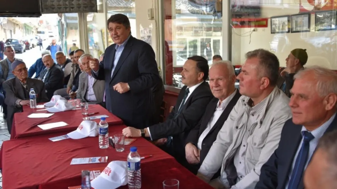 Tanrıverdi Manisa'daki 'EVET' turlarına devam ediyor