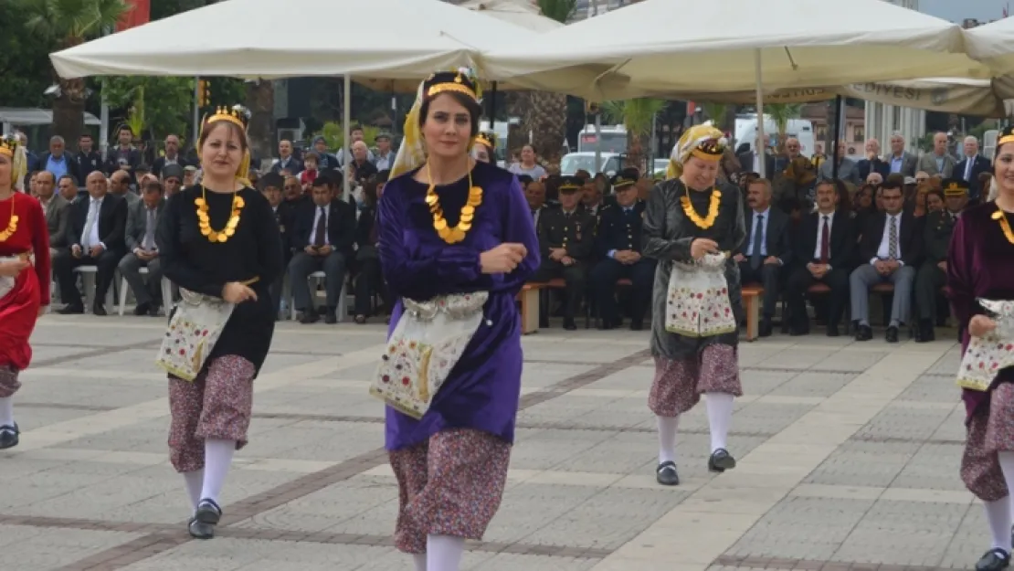 Turgutlu'da 19 Mayıs Kutlamaları Coşkuyla Gerçekleştirildi