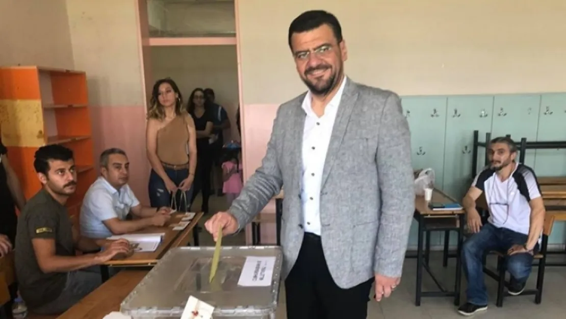Akkal ve ailesi oyunu kullandı