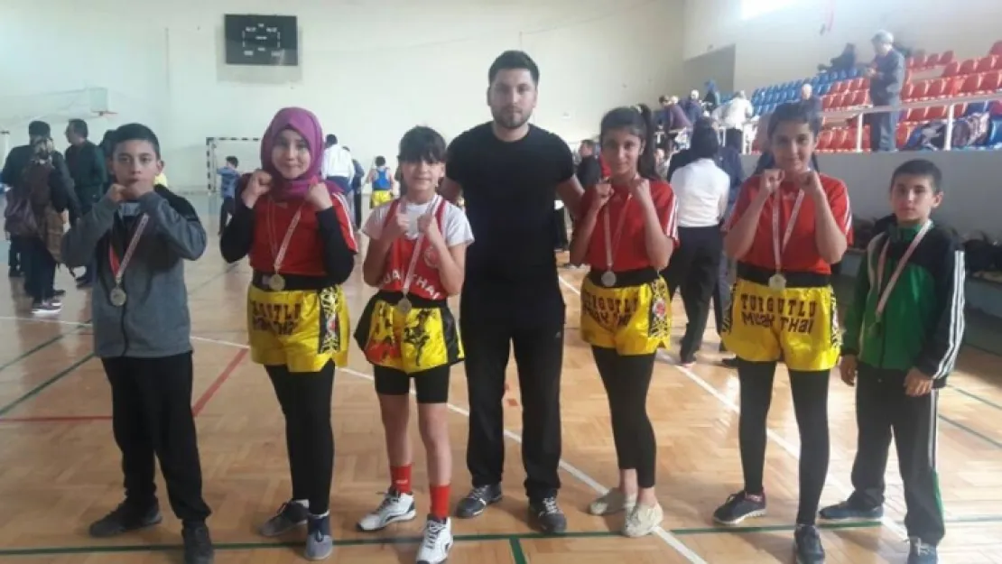 Turgutlu'lu Şampiyon Miniklerden!Büyük başarı
