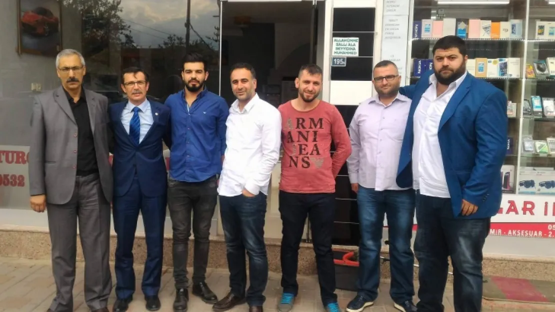 TURGUTLU'DA KORSAN OTO KİRALAMAYA HEPBİRLİKTE TEPKİ GÖSTERDİLER