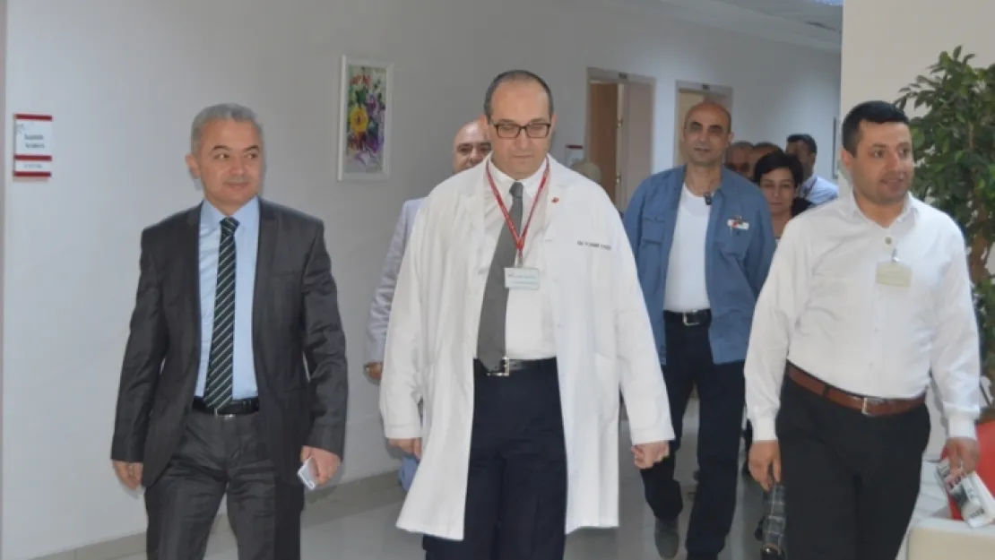 Turgutlulu Hayır Sever'den  180.000 TL Değerinde Göz Cihazı Bağışı