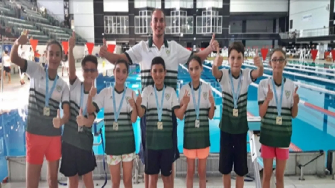 MANİSA'DA GELECEĞİN YÜZÜCÜLERİ YETİŞİYOR