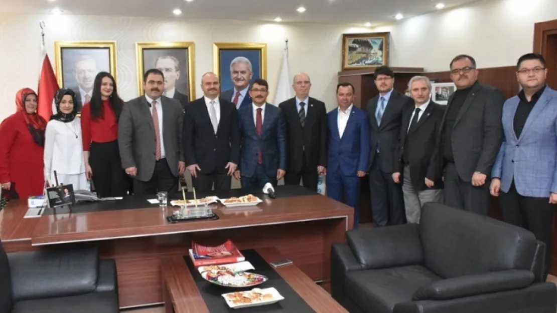 Çelik'ten, Mersinli ve yönetimine ziyaret