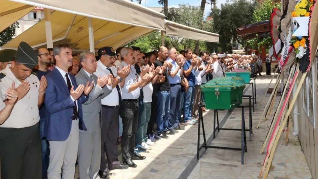 Turgutlu Gazisini Sonsuzluğunda Yalnız Bırakmadı