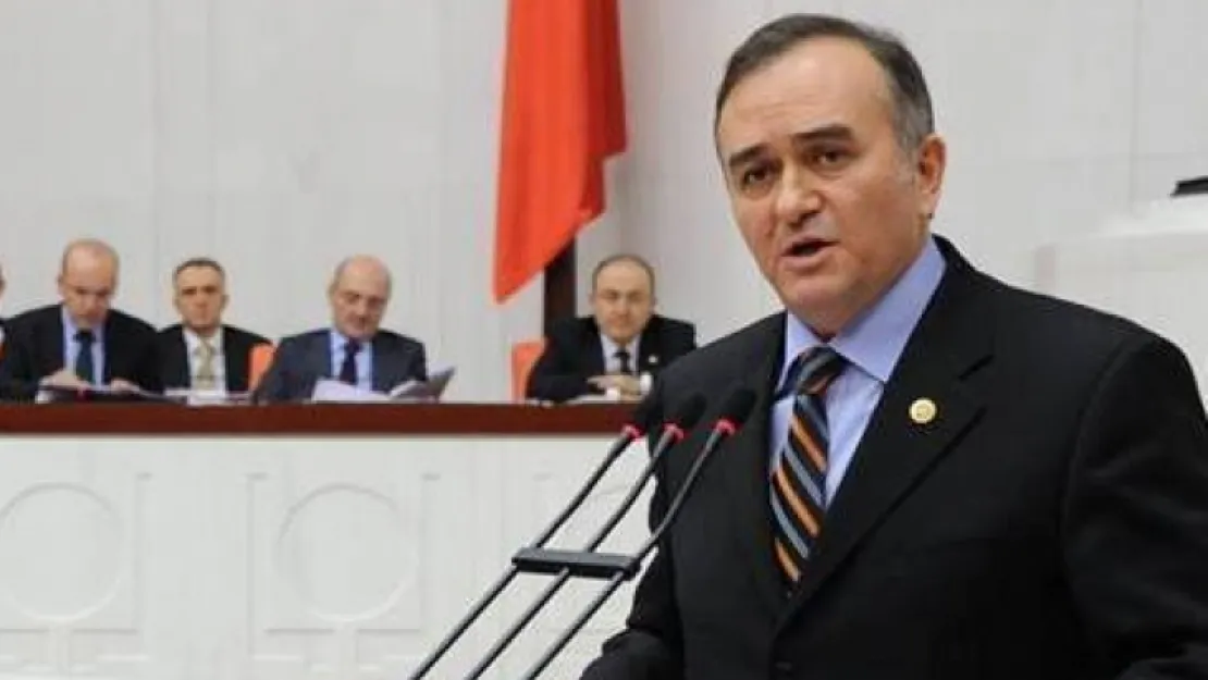 MHP'Lİ AKÇAY: 'CHP ÖNCE KENDİ İÇİNDEKİ TERÖR DESTEKÇİSİ HAİNLERİ DENİZE DÖKSÜN